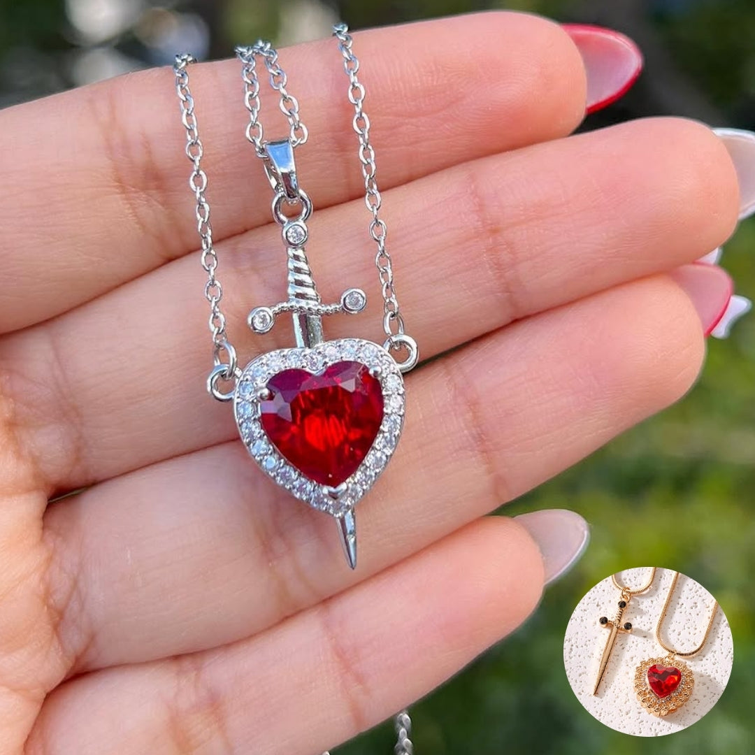 Collares Corazón + Espada